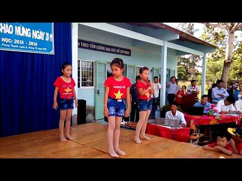 Múa Em đi bộ đội Lớp 3D Trường TH Phong Thạnh A NH: 2015-2016