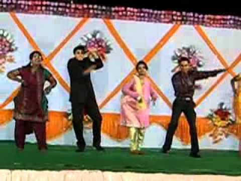 Chote Chote Bhaiyo Ke Bade Bhaiya........