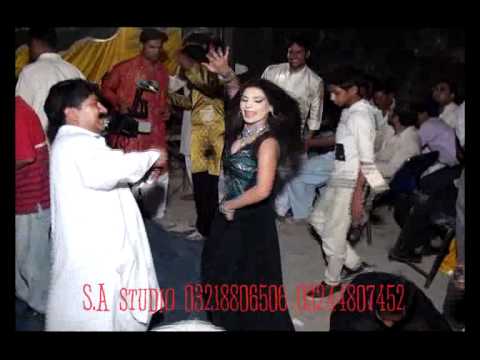 wedding mujra dance in lahore 2012 sharif log part 1