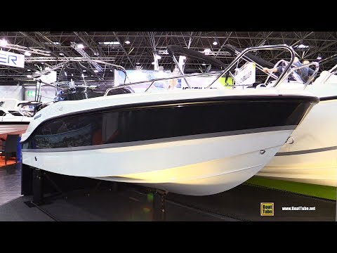 2018 Quicksilver Activ 455 Open Motor Boat - Walkaround - 2018 Boot Dusseldorf Boat Show