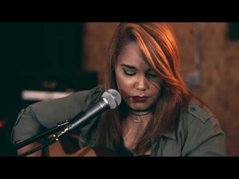 River Bear Studios Presents: Dori Loli - “Insuficiente” Live