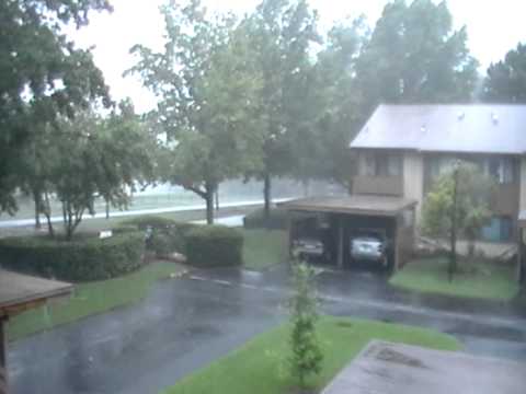 UPDATE 2-TROPICAL STORM DEBBY RAINS MISERY ON FLOODED FLORIDA ...