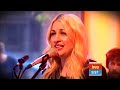 Kate Miller-Heidke performs 'Sarah' live