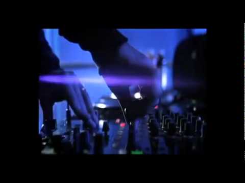 CHAMMAK CHALO Feat. Honey Singh - DJ AnuZd & DJ Sanjay VIDEO...