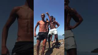 Novinhos Dançando