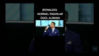 Normal Insanlar Ödül Alırken