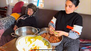 Lahana Kelem Dolması / Sacda Sıcak Ekmekler / Köy Hayatı