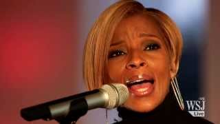 Watch Mary J Blige This Christmas video