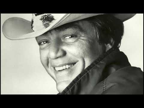 WLS-FM 95 Chicago - Larry Lujack with Steve & Garry - February 22 1983: 4/4