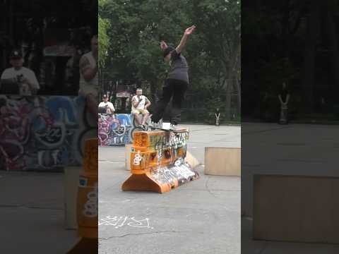 IF YOU BLINK YOU MISS IT - NYC STREET BARRIERS GO #SKATEBOARDING #NYC #STREETCULTURE