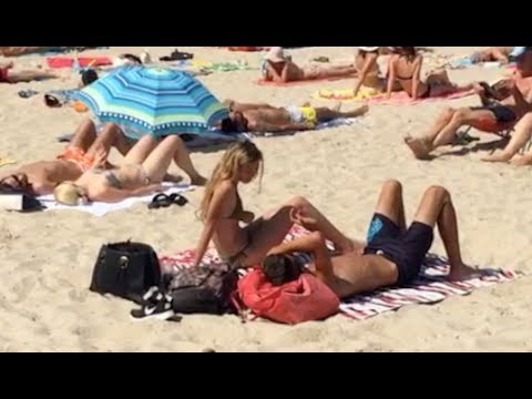 Секс на общем пляже 74 фото