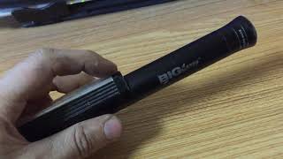 Nebo Tools Big Larry Led Flashlight Battery Stuck - How To Remove And Fix