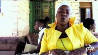 Watch Mumbi Im In Love video