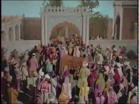 HEER BY LATA JI -DOLI CHADHTE HI HEER NE -LATA JI-KAIFI AZMI...