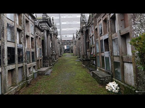 Os Eidos, el jardรญn de los muertos ilustres de Redondela