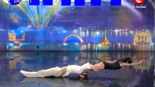 Rus çiftin Aşk Dolu İnanılmaz Dans Gösterisi