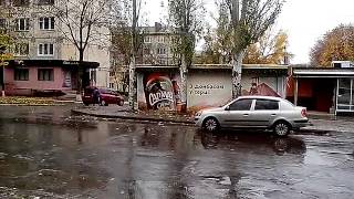 Видео Краматорск,ул. 19-го Партсъезда, ул. Парковая, Дом Пионеров, осень 2013 г. от Konstantin Brik, Парковая улица, Краматорск, Украина