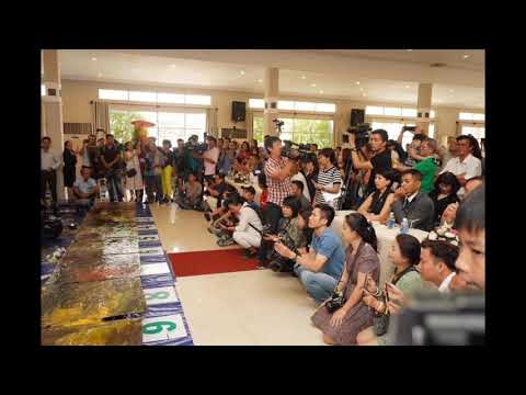 VẼ TRANH SƠN DẦU NGƯỢC KÍNH CƯỜNG LỰC - Đoàn Việt Tiến
