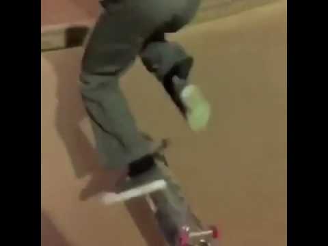 The walking fidgit spinner @bj.sleek | Shralpin Skateboarding