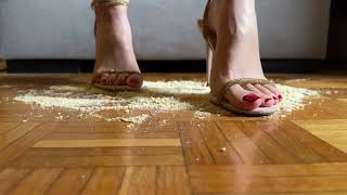 Heels Crush Food - Asmr Crushing And Trampling Cookies In Den Stiletto Sandals