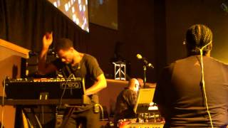 Watch Marvin Sapp Keep It Movin video
