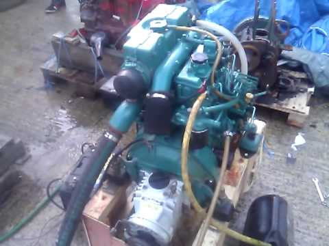 Volvo Penta MD2040D 39hp Marine Diesel Engine - YouTube