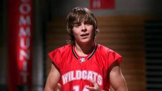 Watch Zac Efron Getcha Head In The Game video