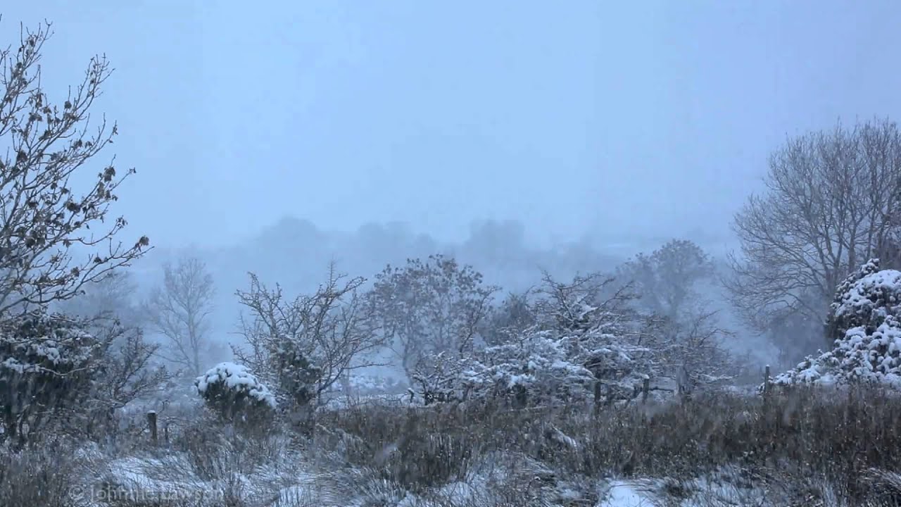 vivaldi four seasons winter gentle falling snow relax orchestral christmas music youtube