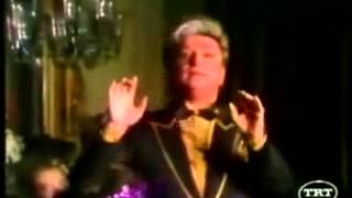 Zeki Müren - Gözlerinin içine başka hayal girmesin