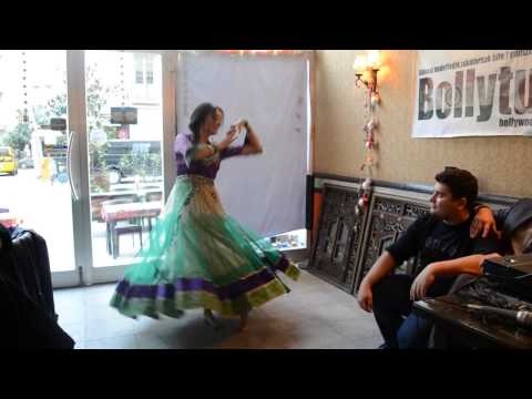 Bollywood dance - Nergis Bilgin - Badi MushkilDola Re