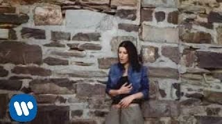 Watch Laura Pausini I Need Love video