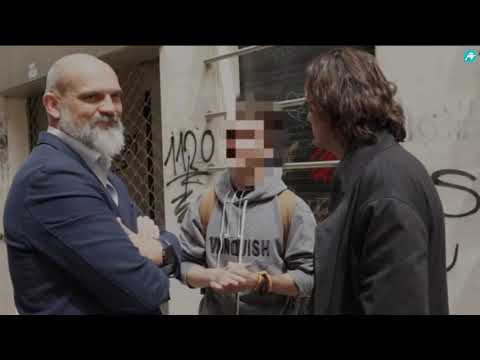 Cake Minuesa destapa la persecución que sufre VOX en Badajoz