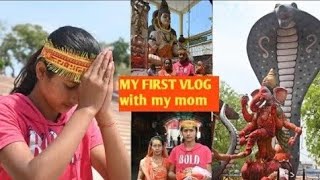 मेरा पहला VLOG apni मां के साथ मंदिर मैं__@actor Saloni panday #vlog#temple
