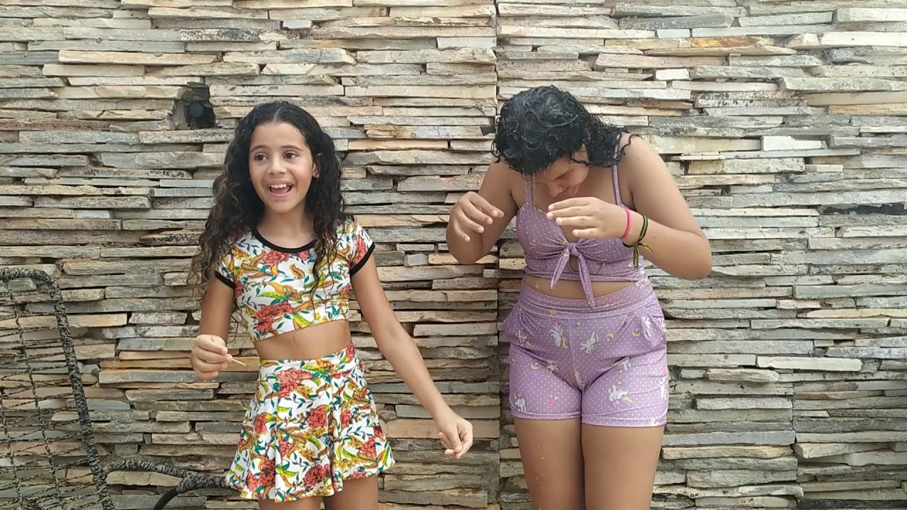 Brazilian mae e filha