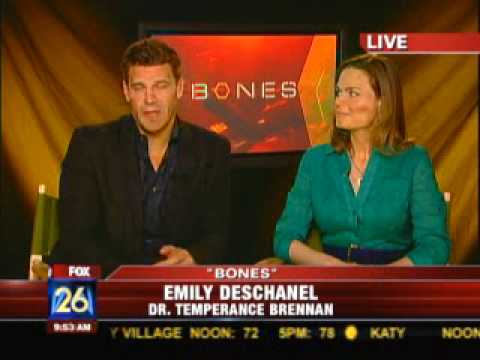 Emily Deschanel David Boreanaz Live @ Fox Houston Episode 100