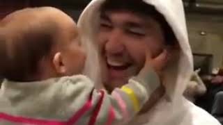 Cedi̇ Osman Yeğeni̇ni̇ Sevi̇yor Sempati̇k Görüntüler