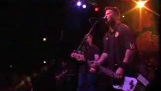 Клип Dropkick Murphys - Black Velvet Band (live)