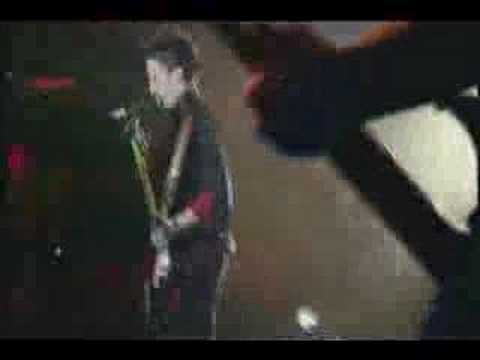 Muse - Showbiz (Hullabaloo)