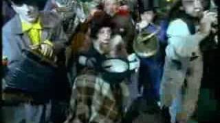 Смотреть клип Алла Пугачева - Мал по малу ft. Гаррик Сукачев