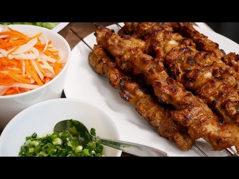 BÚN THỊT NƯỚNG Cách ướp thịt nướng xiên, trụng Bún khô, cách rang Đậu phọng NCKD NTN I Vanh Khuyen