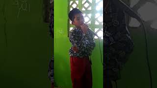 Adzan Dzuhur Rasa Takbiran. Pembiasaan Sholat Berjemaah Bersama Di Sekolah.