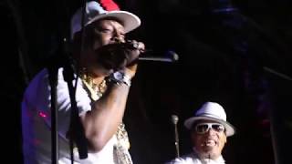 Sugarhill Gang and Grandmaster Caz perform "Rapper's Delight"