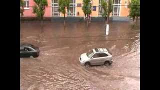Видео НАВОДНЕНИЕ В ТВЕРИ ,ПРОСПЕКТ ПОБЕДЫ 12.06.2012 от maxidrom75, проспект Победы, Тверь, Россия