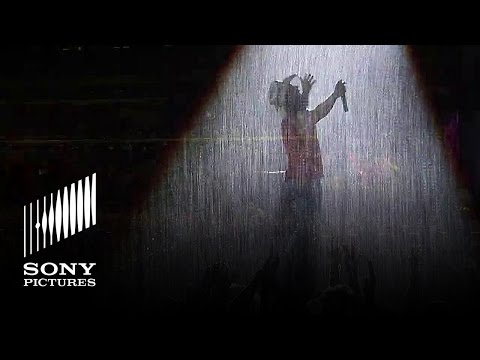 Watch the Kenny Chesney: Summer in 3D Movie Trailer