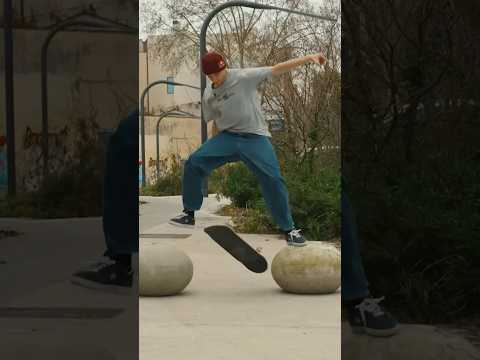 🎨 Richie Jackson Shows Madars How To Treflip Double Footplant