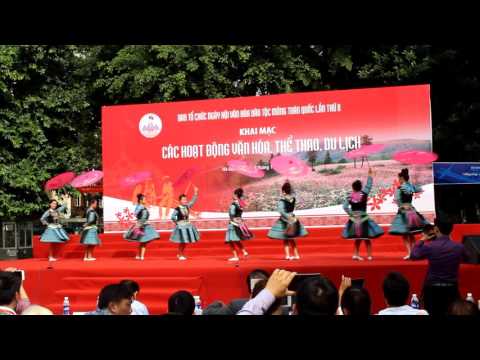 Múa Tiếng khèn trên đỉnh núi - Ngày hội văn hoá dân tộc mông toàn quốc lần II - Hà Giang