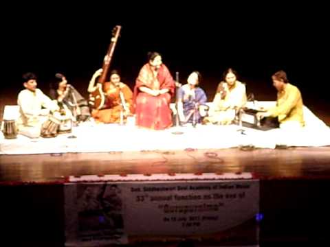 ( Vidushi Savita Devi Ji ) thari gori chitabata