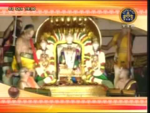 naada neerajanam sung by hari priya