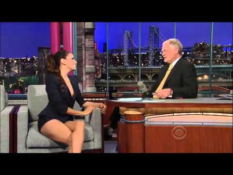 Eva Longoria flashes David Letterman =) with her "avocados"