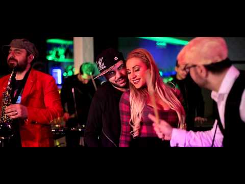 Esti o Femeie HIT